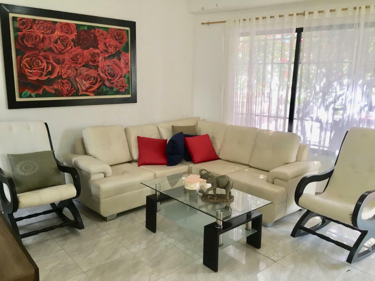Alojamiento Arte y Salud Bed and Breakfast Cartagena Exterior foto